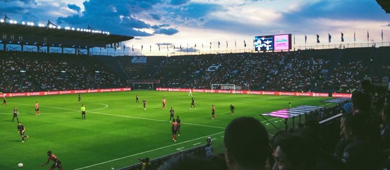 Ryan Mason tvingas sluta med fotbollen