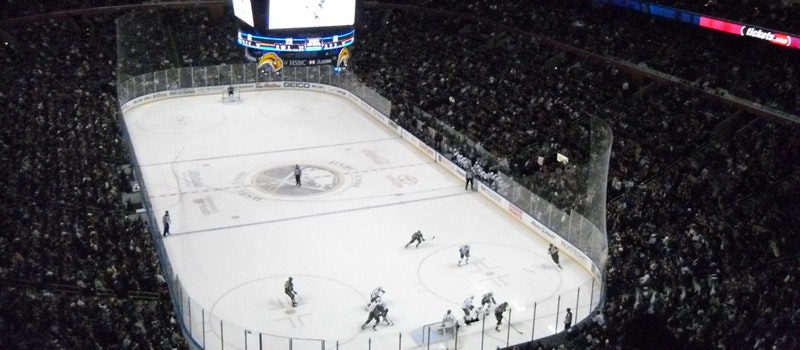 Malmö sparkar två spelare